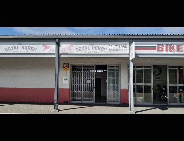 173M² RETAIL TO LET IN RETREAT